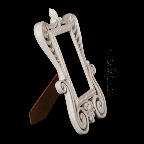 Victoriana OWD (Off-White Dof)